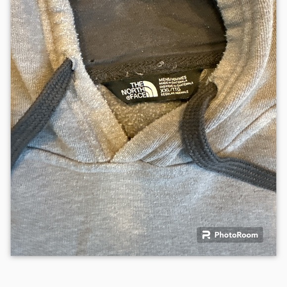 The North Face Sweater - Picture 2 of 3